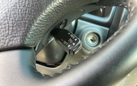 Toyota Land Cruiser Prado 120 рестайлинг, 2006 год, 1 890 000 рублей, 13 фотография