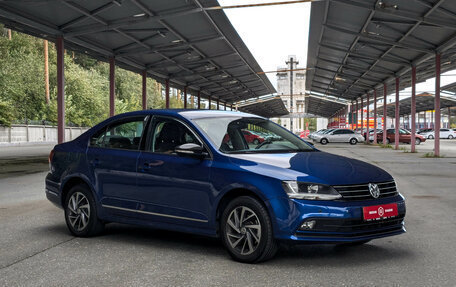 Volkswagen Jetta VI, 2018 год, 1 199 500 рублей, 2 фотография