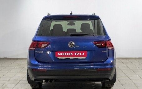 Volkswagen Tiguan II, 2020 год, 2 790 000 рублей, 16 фотография
