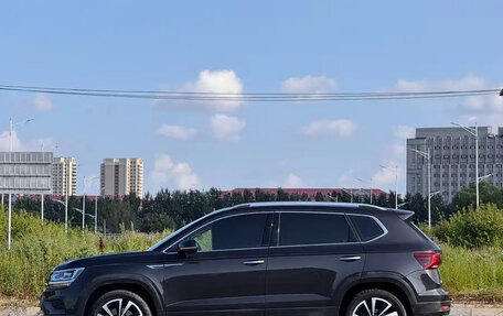 Volkswagen Tharu, 2023 год, 1 694 000 рублей, 8 фотография
