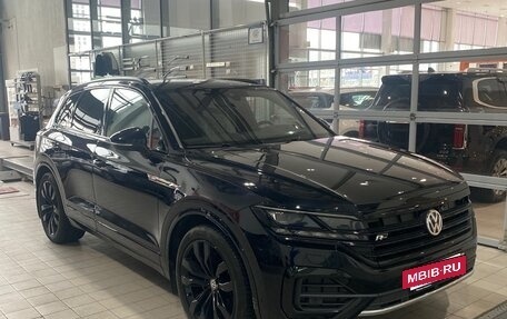 Volkswagen Touareg III, 2020 год, 6 100 000 рублей, 3 фотография