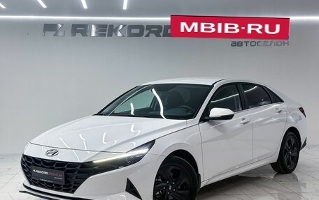 Hyundai Elantra, 2021 год, 2 200 000 рублей, 1 фотография