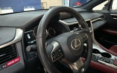 Lexus RX IV рестайлинг, 2019 год, 4 640 000 рублей, 7 фотография