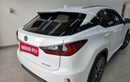 Lexus RX IV рестайлинг, 2019 год, 4 640 000 рублей, 18 фотография