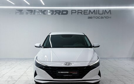 Hyundai Elantra, 2021 год, 2 200 000 рублей, 4 фотография