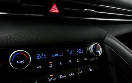 Hyundai Elantra, 2021 год, 2 200 000 рублей, 16 фотография