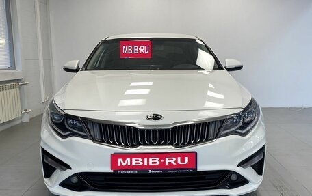 KIA Optima IV, 2019 год, 1 650 000 рублей, 2 фотография