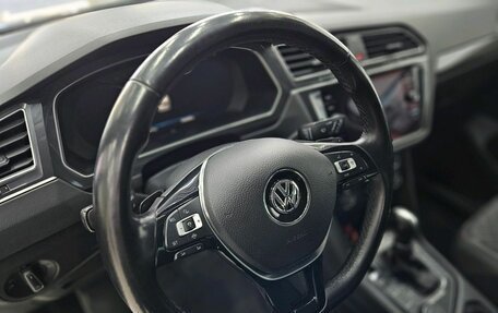 Volkswagen Tiguan II, 2018 год, 2 520 000 рублей, 5 фотография