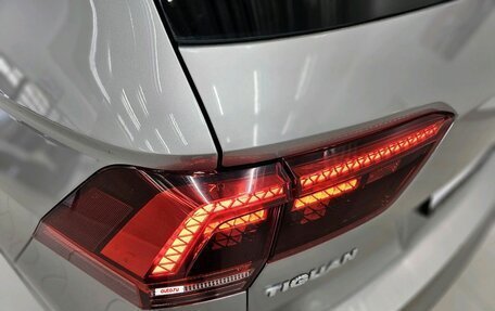 Volkswagen Tiguan II, 2018 год, 2 520 000 рублей, 17 фотография