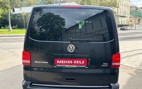 Volkswagen Multivan T5, 2011 год, 2 500 000 рублей, 8 фотография