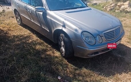Mercedes-Benz E-Класс, 2005 год, 900 000 рублей, 2 фотография
