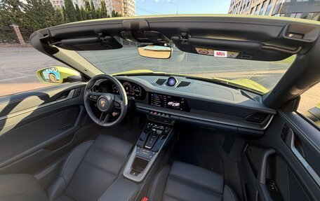 Porsche 911, 2024 год, 19 000 000 рублей, 13 фотография