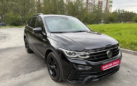 Volkswagen Tiguan II, 2021 год, 4 350 000 рублей, 4 фотография