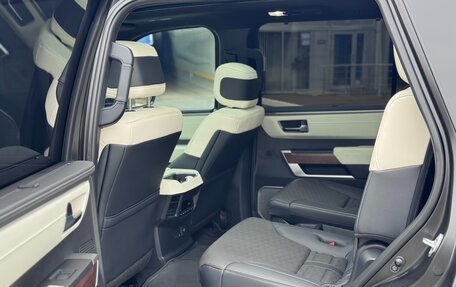 Toyota Sequoia, 2023 год, 13 900 000 рублей, 16 фотография