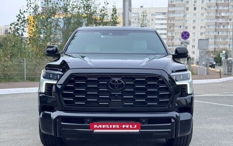 Toyota Sequoia, 2023 год, 13 900 000 рублей, 8 фотография