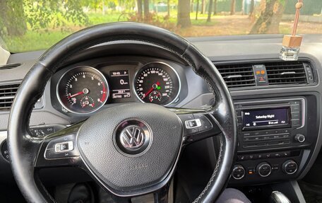 Volkswagen Jetta VI, 2016 год, 860 000 рублей, 6 фотография