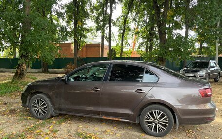 Volkswagen Jetta VI, 2016 год, 860 000 рублей, 3 фотография