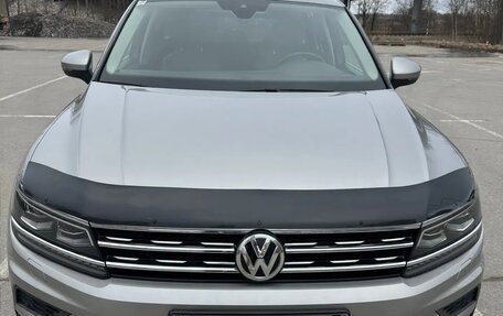 Volkswagen Tiguan II, 2020 год, 2 720 000 рублей, 1 фотография