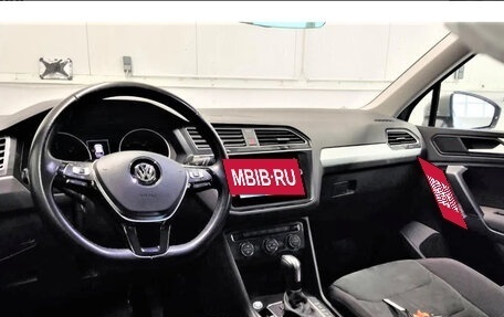 Volkswagen Tiguan II, 2020 год, 2 720 000 рублей, 5 фотография