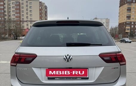 Volkswagen Tiguan II, 2020 год, 2 720 000 рублей, 10 фотография