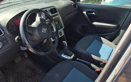 Volkswagen Polo VI (EU Market), 2013 год, 800 000 рублей, 8 фотография