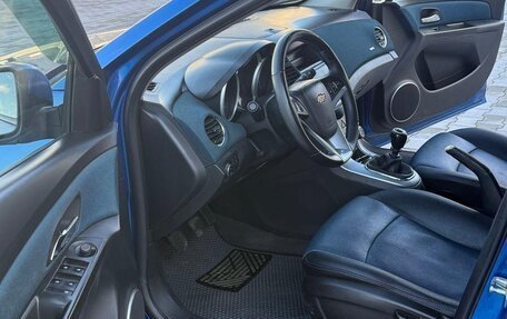 Chevrolet Cruze II, 2011 год, 750 000 рублей, 7 фотография