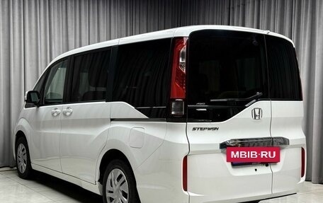 Honda Stepwgn IV, 2020 год, 2 299 000 рублей, 4 фотография