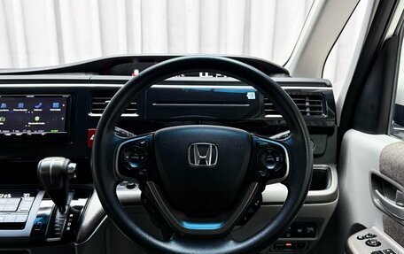 Honda Stepwgn IV, 2020 год, 2 299 000 рублей, 22 фотография