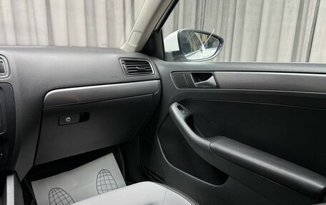 Volkswagen Jetta VI, 2011 год, 1 199 000 рублей, 14 фотография