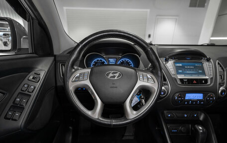 Hyundai ix35 I рестайлинг, 2013 год, 1 070 000 рублей, 10 фотография