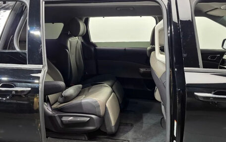 KIA Carnival, 2025 год, 5 190 000 рублей, 19 фотография