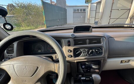 Mitsubishi Montero Sport, 2000 год, 600 000 рублей, 13 фотография