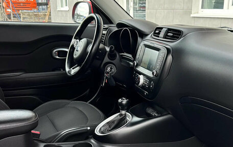KIA Soul II рестайлинг, 2018 год, 1 599 000 рублей, 14 фотография