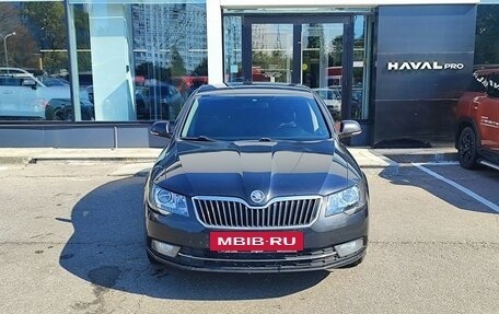 Skoda Superb III рестайлинг, 2013 год, 1 069 000 рублей, 2 фотография