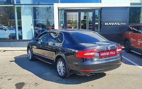 Skoda Superb III рестайлинг, 2013 год, 1 069 000 рублей, 7 фотография
