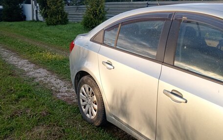 Chevrolet Cruze II, 2012 год, 555 000 рублей, 4 фотография
