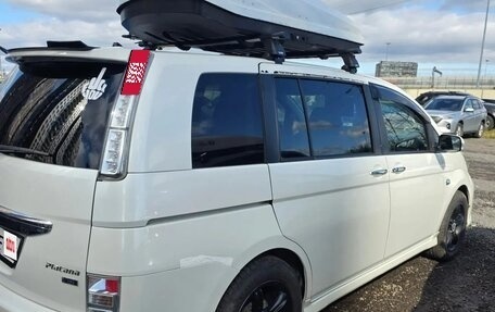 Toyota ISis I, 2012 год, 950 000 рублей, 2 фотография