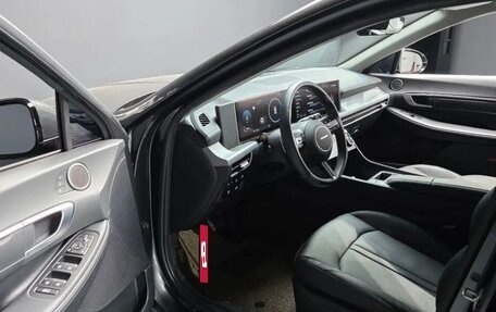 Hyundai Sonata VIII, 2023 год, 2 300 000 рублей, 9 фотография