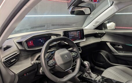Peugeot 2008 II, 2022 год, 1 850 000 рублей, 8 фотография