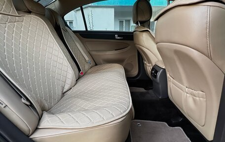Hyundai Genesis I рестайлинг, 2008 год, 700 000 рублей, 24 фотография