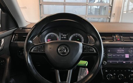 Skoda Octavia, 2018 год, 1 750 000 рублей, 10 фотография