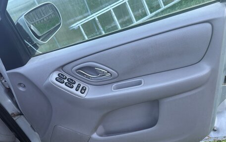 Mazda Tribute II, 2001 год, 135 000 рублей, 7 фотография