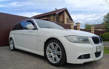 BMW 3 серия, 2009 год, 1 400 000 рублей, 32 фотография
