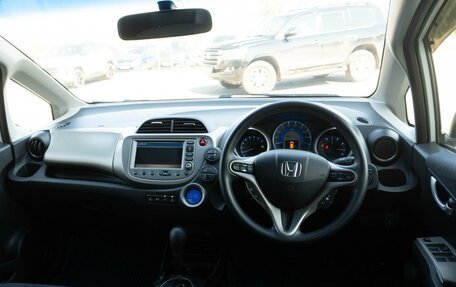 Honda Fit III, 2011 год, 817 000 рублей, 11 фотография