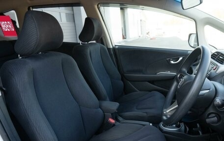 Honda Fit III, 2011 год, 817 000 рублей, 15 фотография