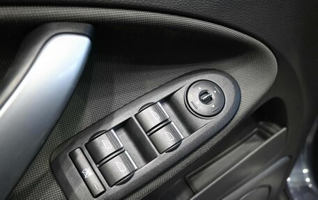 Ford Kuga III, 2011 год, 899 900 рублей, 21 фотография