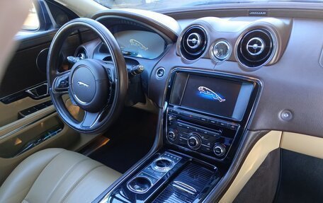 Jaguar XJ IV (X351), 2013 год, 2 350 000 рублей, 16 фотография