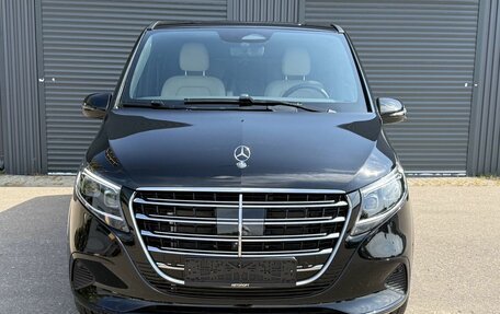 Mercedes-Benz V-Класс, 2026 год, 15 200 000 рублей, 3 фотография