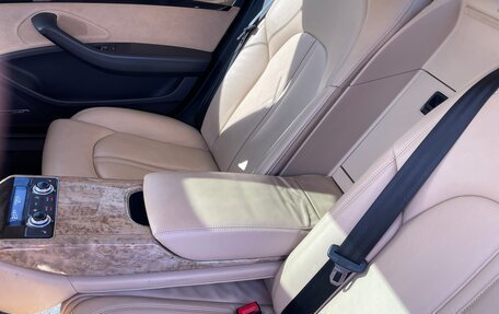 Audi A8, 2010 год, 1 219 999 рублей, 12 фотография
