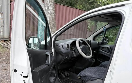Peugeot Partner II рестайлинг 2, 2013 год, 850 000 рублей, 7 фотография
